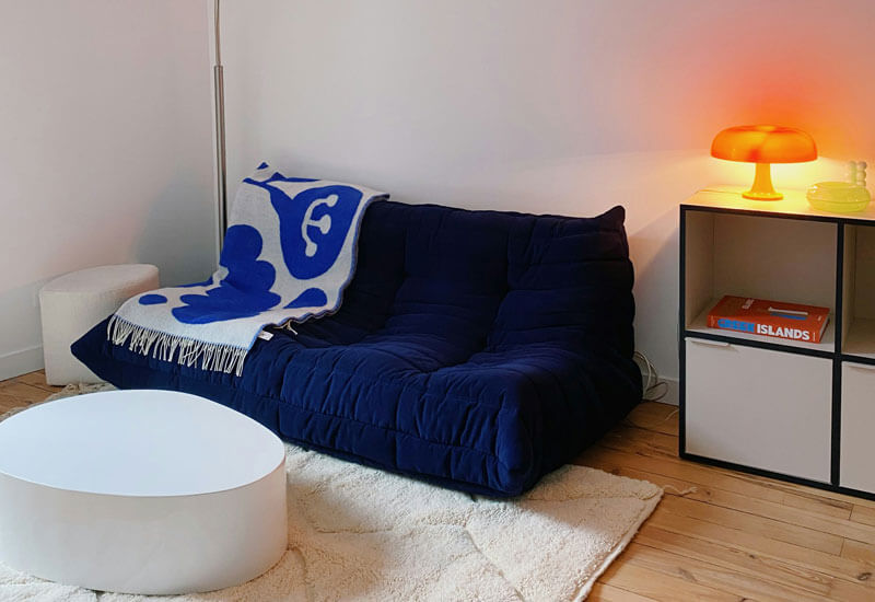 A Simple Living Room Image